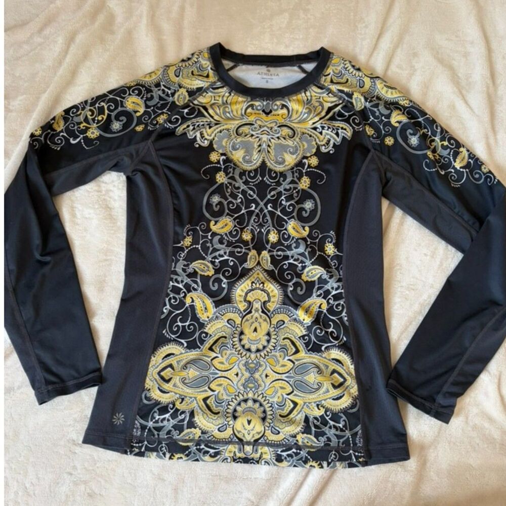 Athleta Long Sleeve Athletic Top Size Small Black Gold Paisley Print